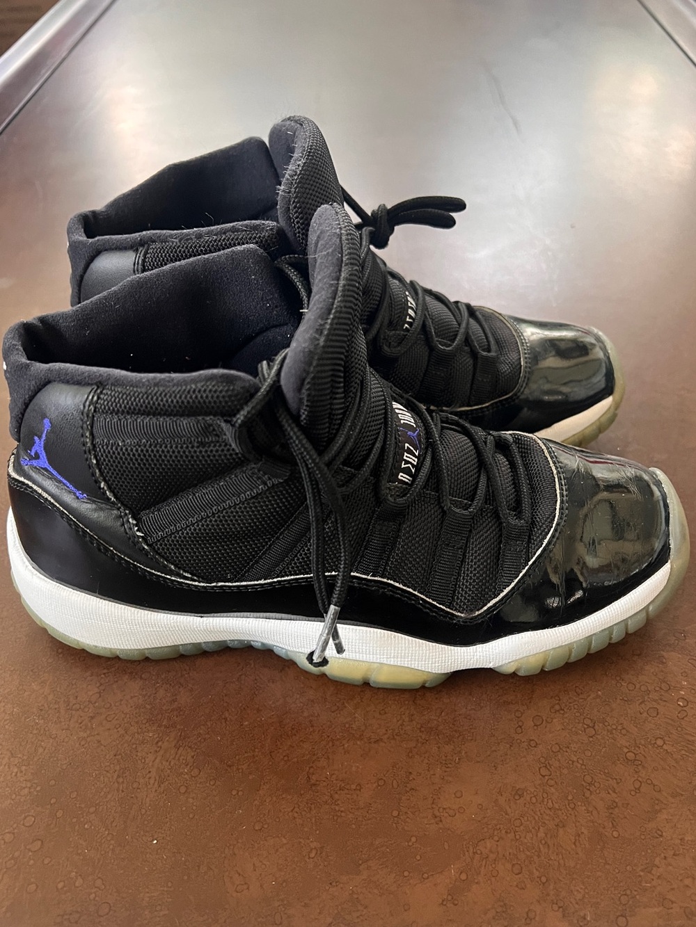 Jordan retro 11 Black patent